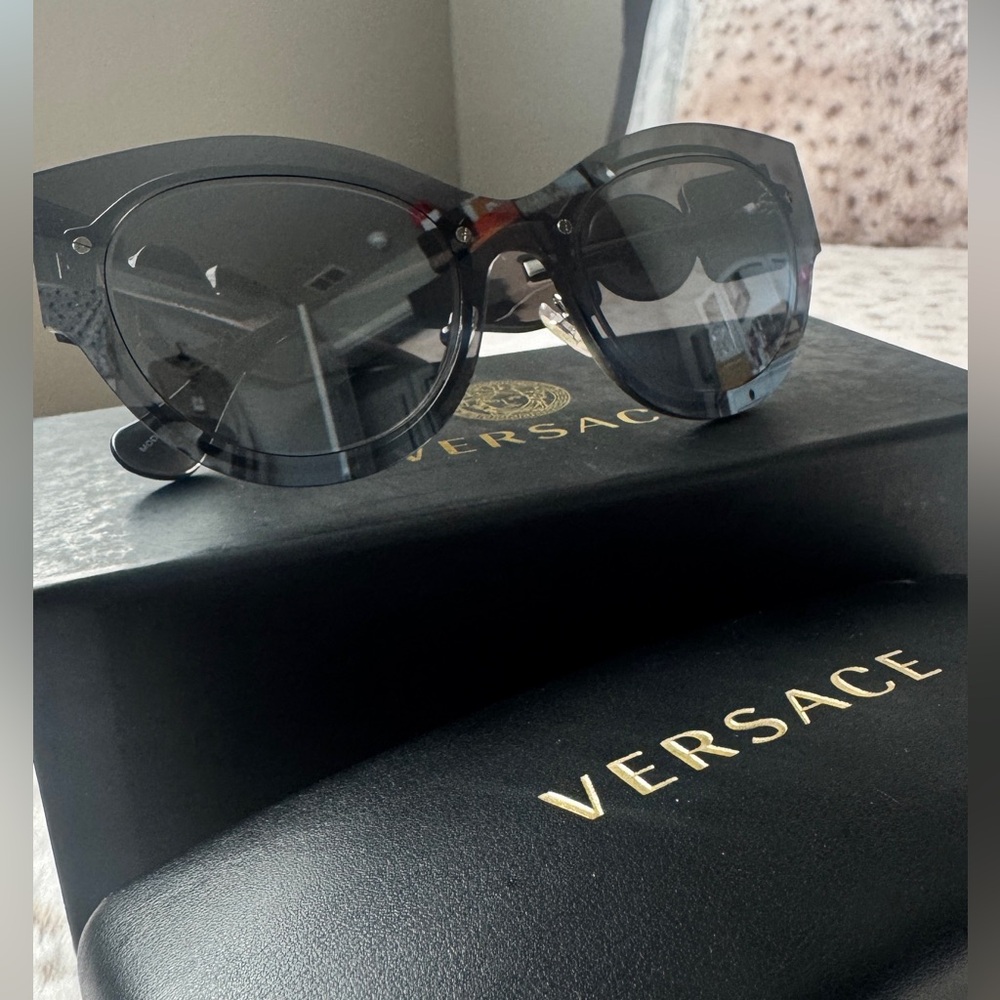 VERSACE Sunglasses MOD.2234 1001/6G Authentic New!